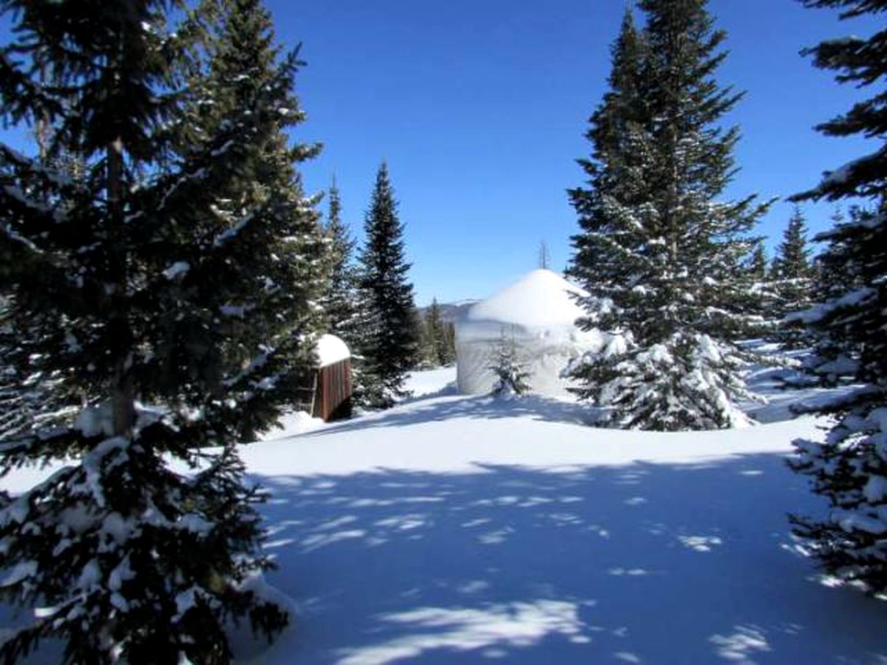 Modern Ski Yurt Rental near the Trujillo Meadows Reservoir in Colorado
