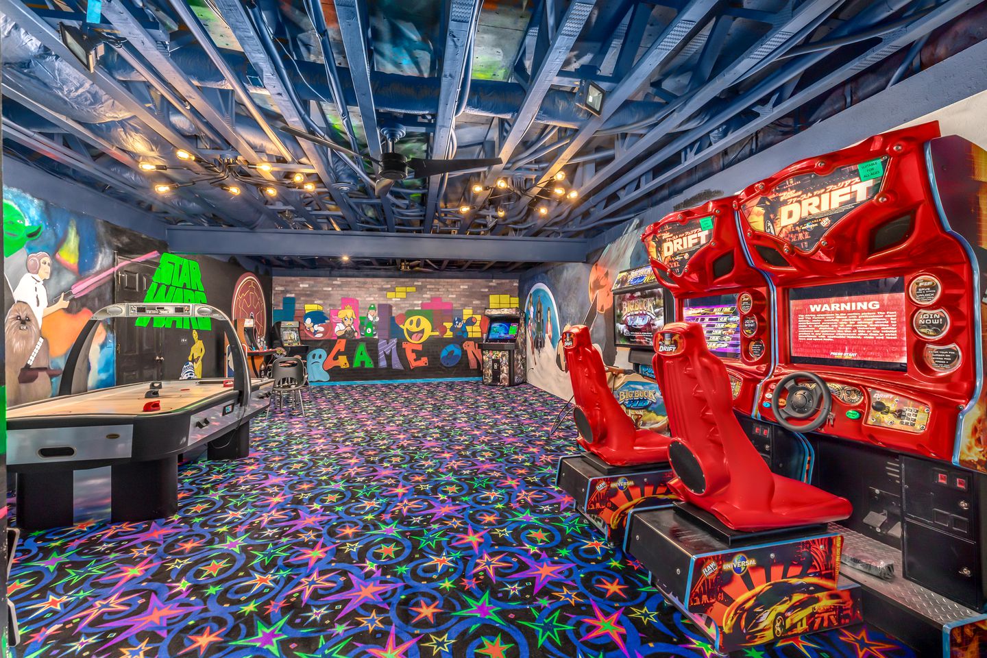 Charming Cottage with Swimming Pool, Sauna, Game Room and Private Cinema in Cosby, Tennessee