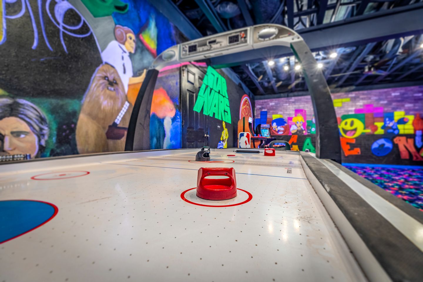 Charming Cottage with Swimming Pool, Sauna, Game Room and Private Cinema in Cosby, Tennessee