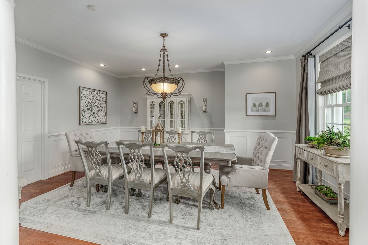 Charming Cottage with Swimming Pool, Sauna, Game Room and Private Cinema in Cosby, Tennessee