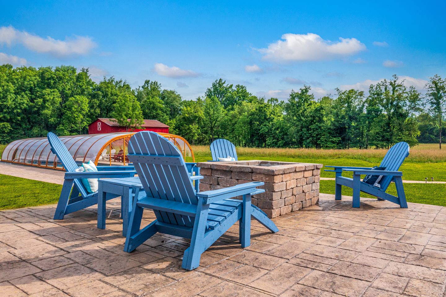 Charming Cottage with Swimming Pool, Sauna, Game Room and Private Cinema in Cosby, Tennessee