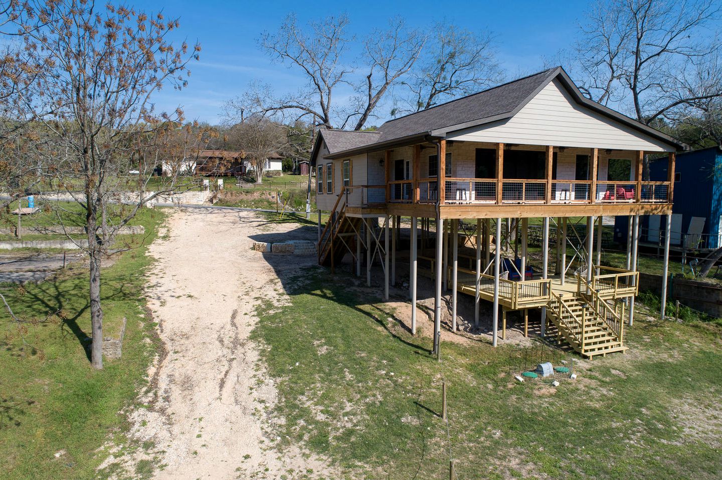Guadalupe River Glamping Home, Perfect for a Family Adventure in Canyon Lake, Texas
