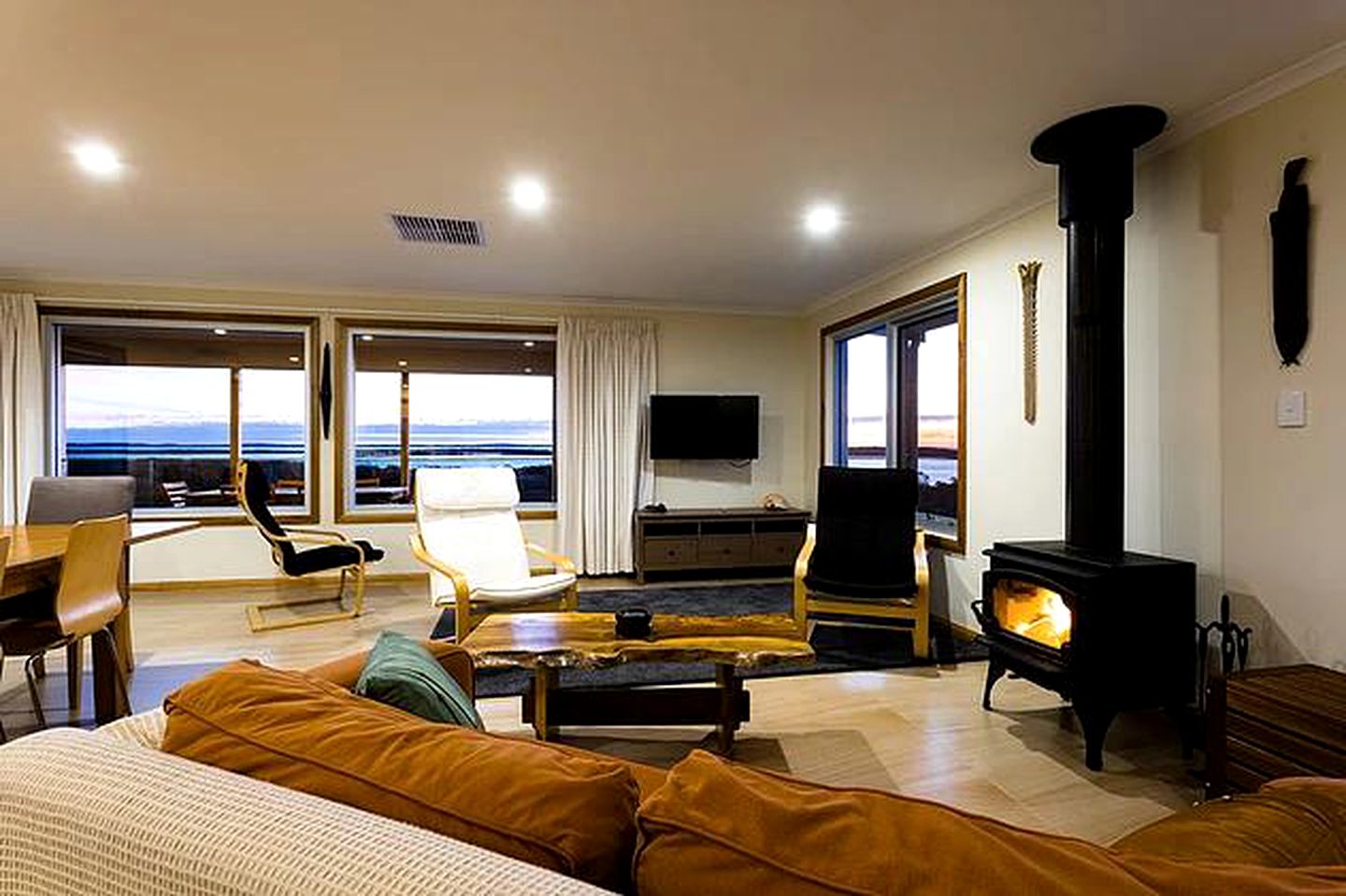 Seaside Cabin Getaway near the Beach in Coffin Bay, South Australia, Australia