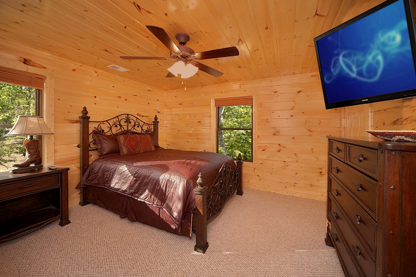 Elegant and Spacious Cabin Rental for a Family Getaway in Gatlinburg, TN