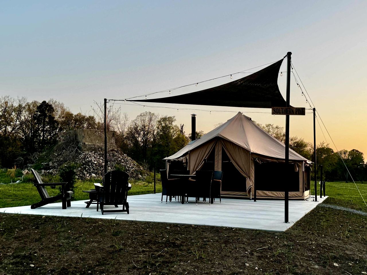 Goregous Bell Tent Glamping with Wood Burning Stove on the Illinois River near Tahlequah, OK