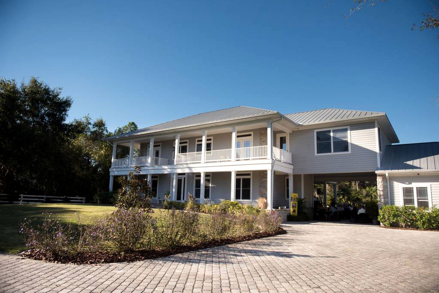 Luxurious Villa Rental with Pool and Hot Tub near Tampa, Florida