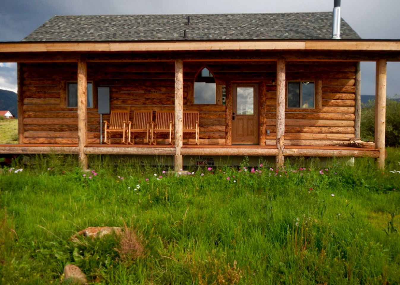 Cabin Rental in the Rocky Mountains in Creede, Colorado