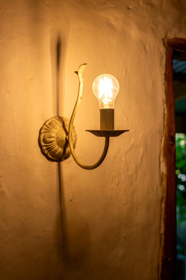 Sweet Countryside Cottage with Spa Bath in South Australia