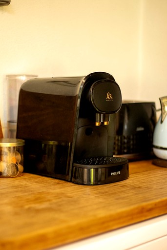 Vacation Rentals (Australia, --, --)