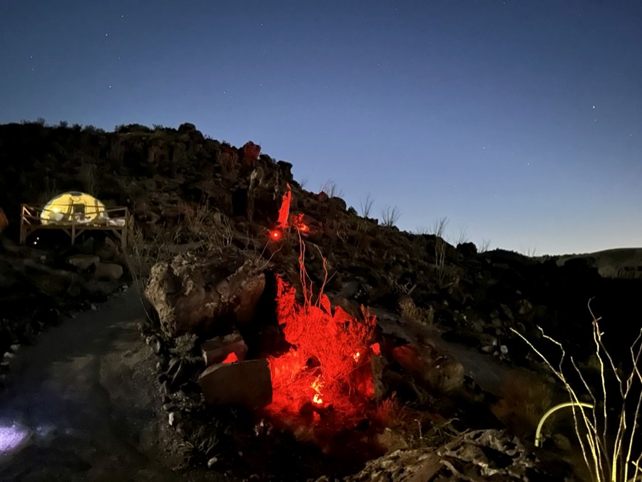 Romantic and Unique Geo Dome Perfect for Stargazing and a Weekend of Exploring Terlingua Ghost Town