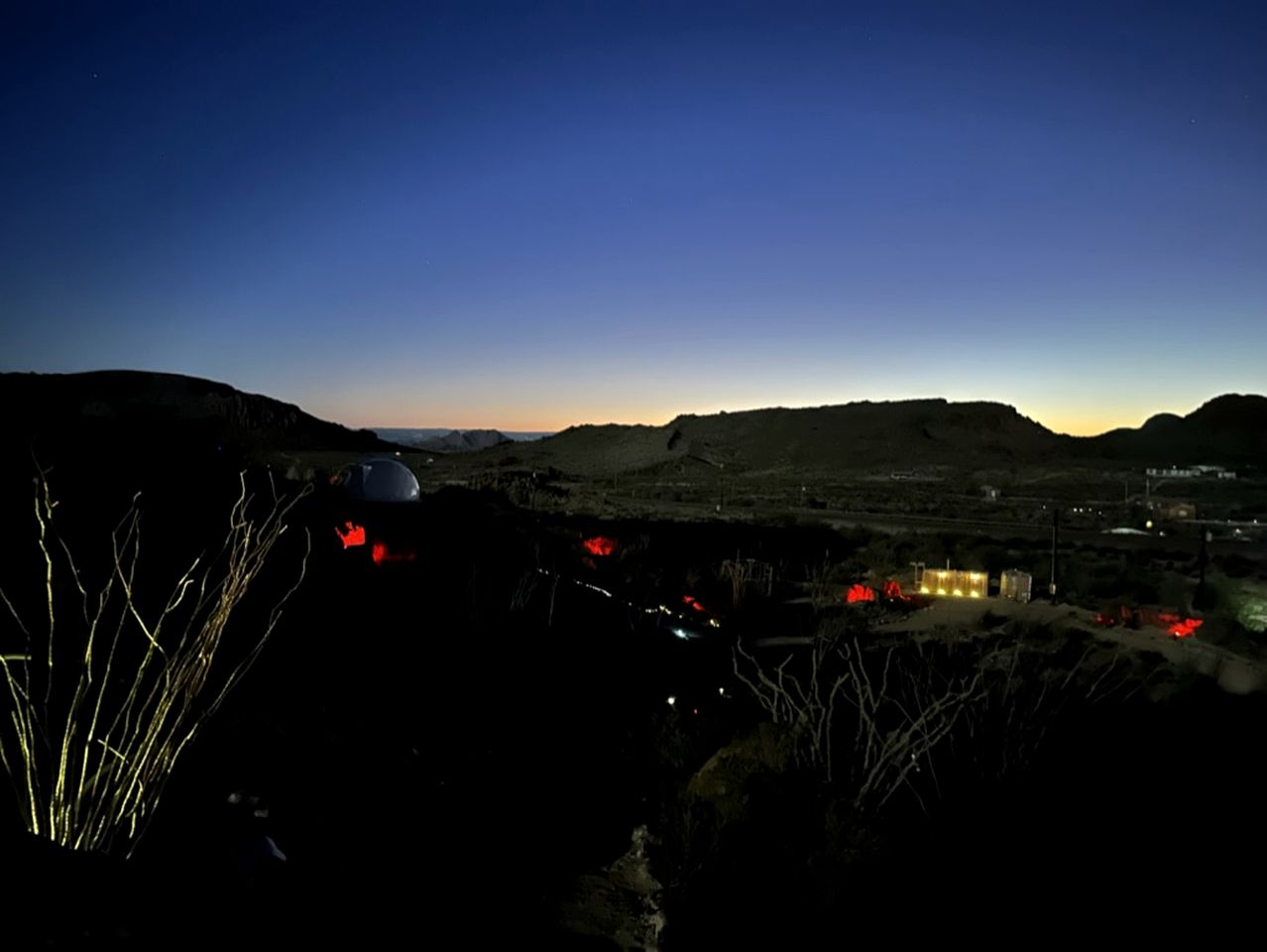 Romantic and Unique Geo Dome Perfect for Stargazing and a Weekend of Exploring Terlingua Ghost Town