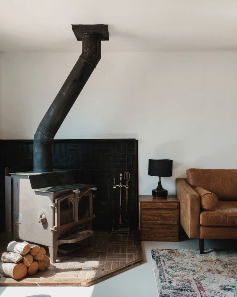 Spacious Four Bedroom Cabin on Private Land in Sierra National Forest, Perfect for a Tranquil Weekend in Nature with Family