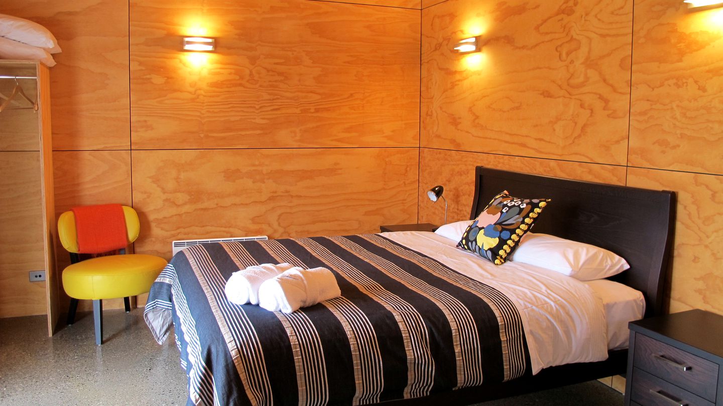 Spacious and Modern Beachfront Glamping Rental in Punakaiki, New Zealand