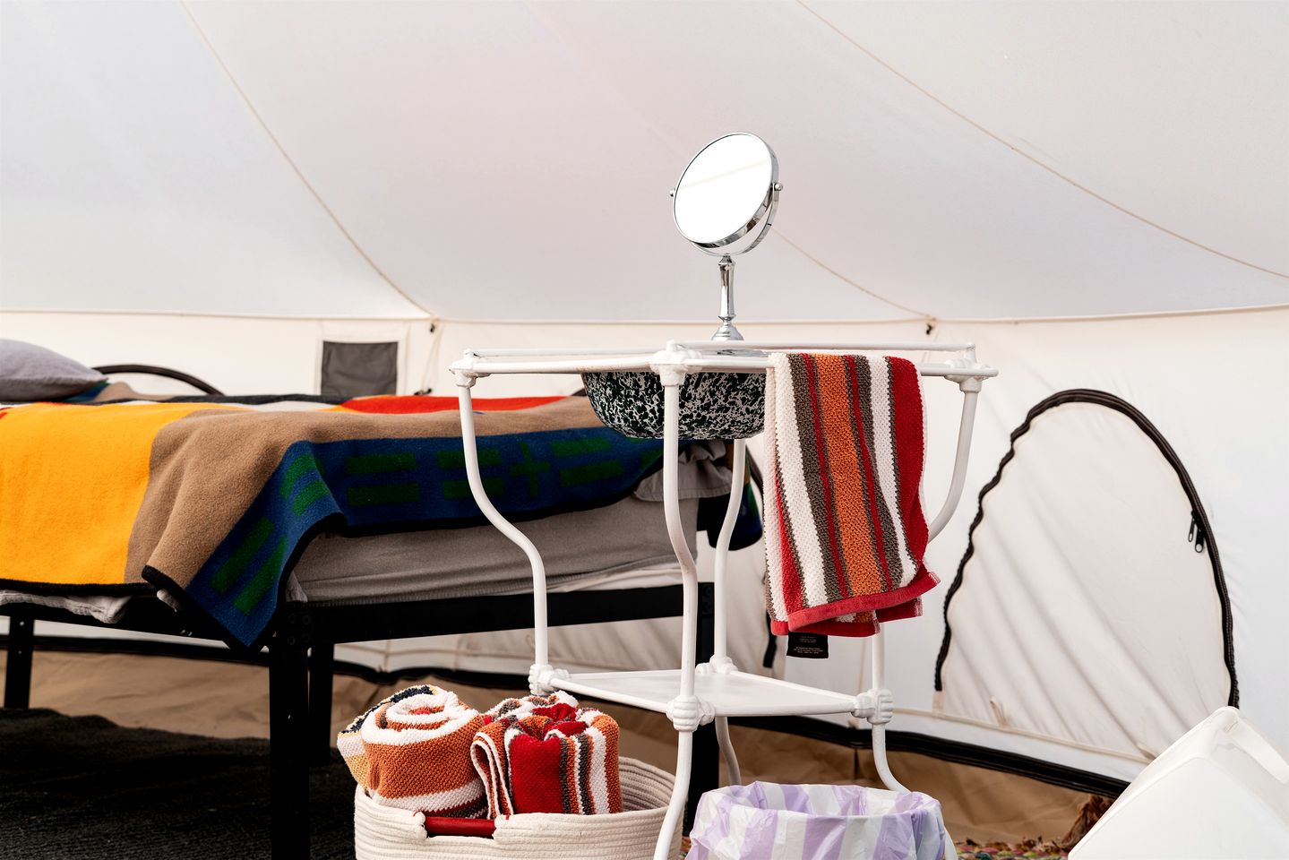 Cozy Family Bell Tent with Fire Pit & Stargazing near Grand Canyon, Arizona