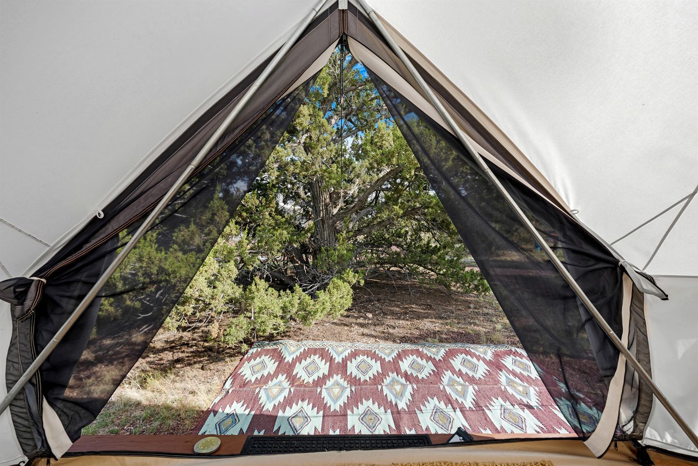 Cozy Family Bell Tent with Fire Pit & Stargazing near Grand Canyon, Arizona