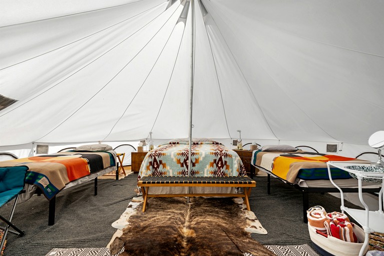 Bell Tents (United States of America, Williams, Arizona)