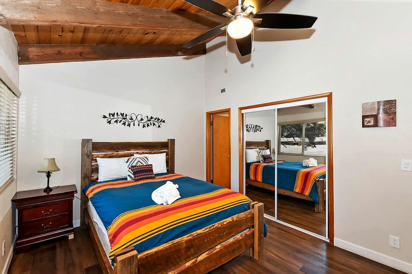 Spacious Cabin Suite with Barbecue Perfect for Winter Sports in Big Bear Lake, California