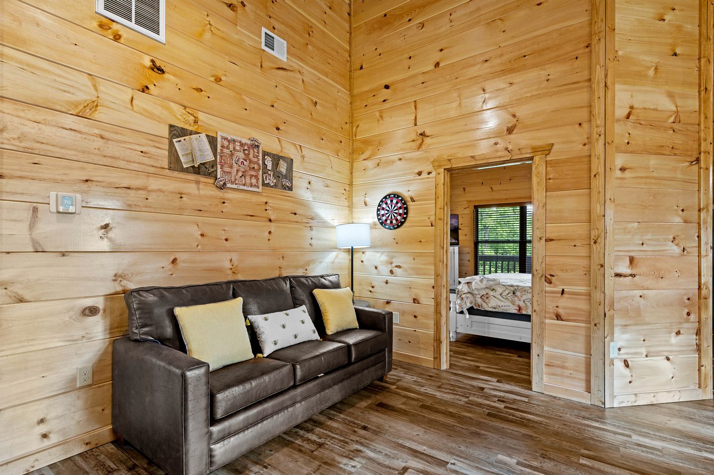 The Lazy Bee Log Cabin Retreat Sevierville, TN