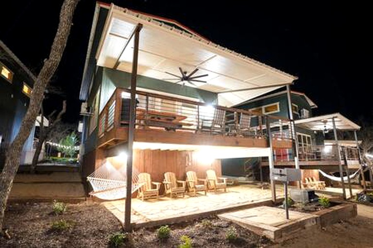 Cabins (United States of America, Southlake, Texas)