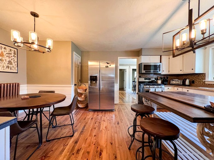 Cabins (United States of America, Bridgton, Maine)