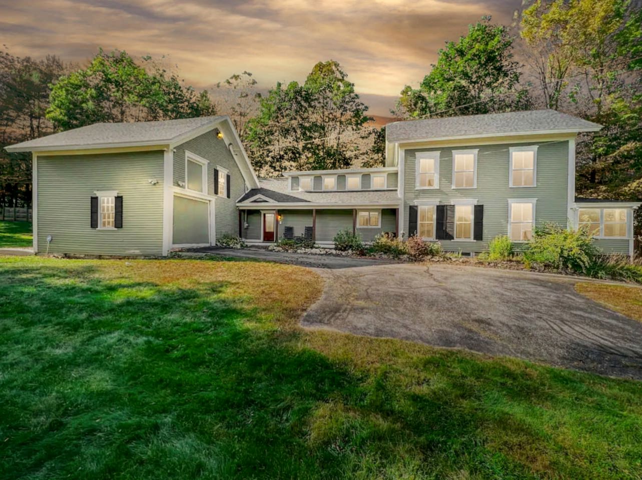 Cabins (United States of America, Bridgton, Maine)