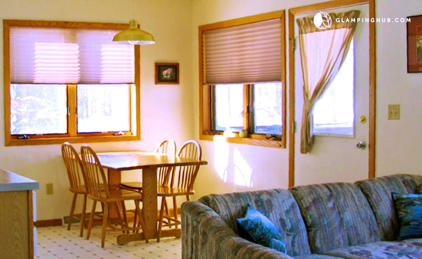 Cozy Lake Cabin Rental near the Porcupine Mountains in Michigan