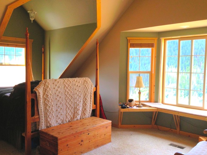 Cabins (Idaho Springs, Colorado, United States)