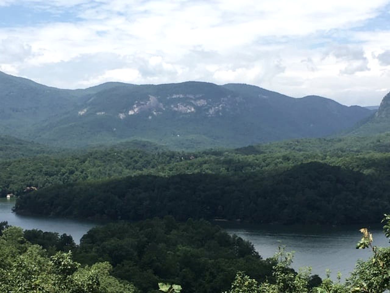 Spacious Cabin With Fantastic Long Range Mountain and Lake Views Lake