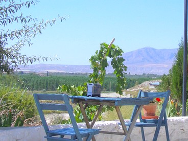 Spacious Cave Rental for Luxury Glamping Stay in Countryside of Baza, Granada, Spain photo 4