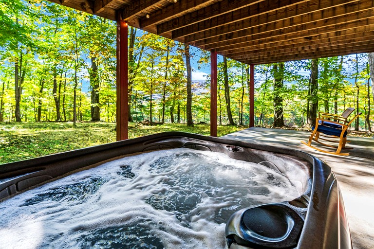 Cabins (United States of America, Berkeley Springs , West Virginia)