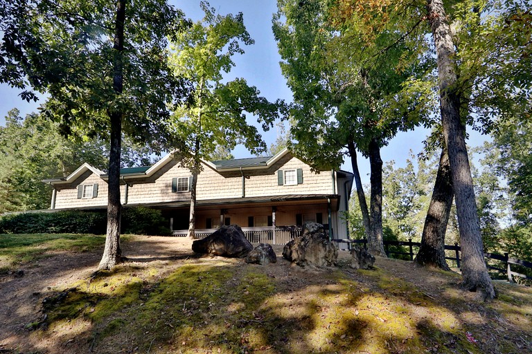 Cabins (United States of America, Pigeon Forge, Tennessee)