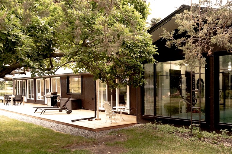 Cottages (Canada, Prince Edward, Ontario)