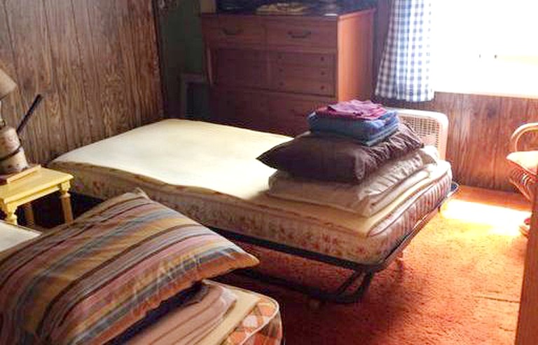 Cabins (Summit Lake, Wisconsin, United States)