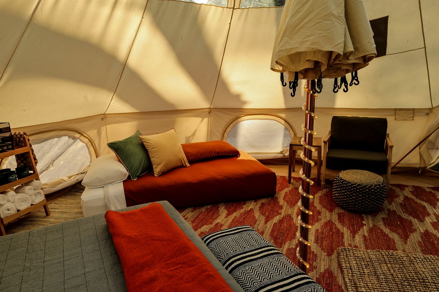 Pet-Friendly Bell Tent with Chic and Cozy Interior in Maine