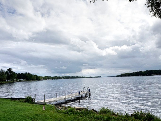 Cabins (Hope, Michigan, United States)