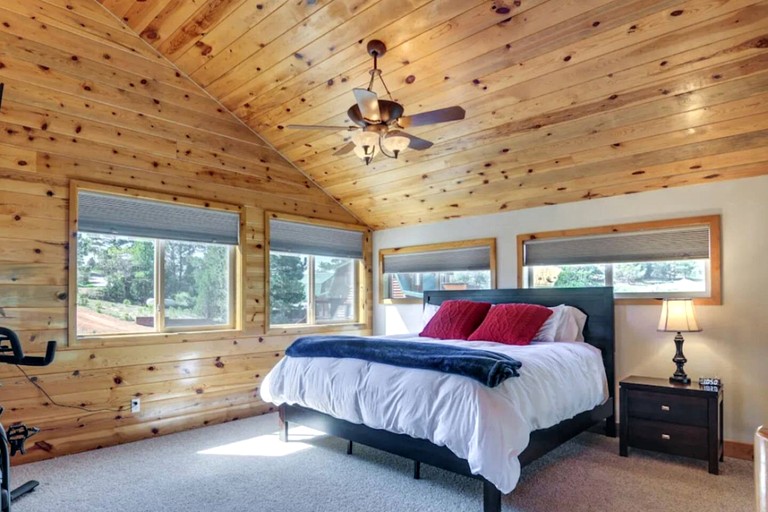 Cabins (United States of America, Alton, Utah)