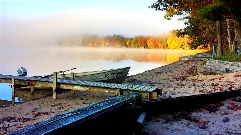 Cabins (Wellston, Michigan, United States)