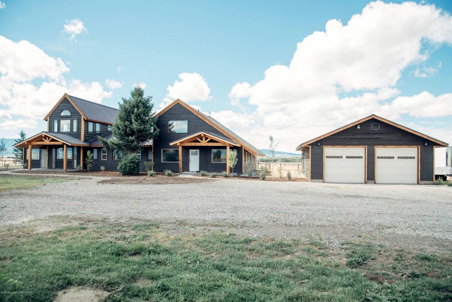 Spacious Unit in a Farmhouse Retreat with Scenic Picture Windows near Skiing & Fishing in Tetonia, Idaho