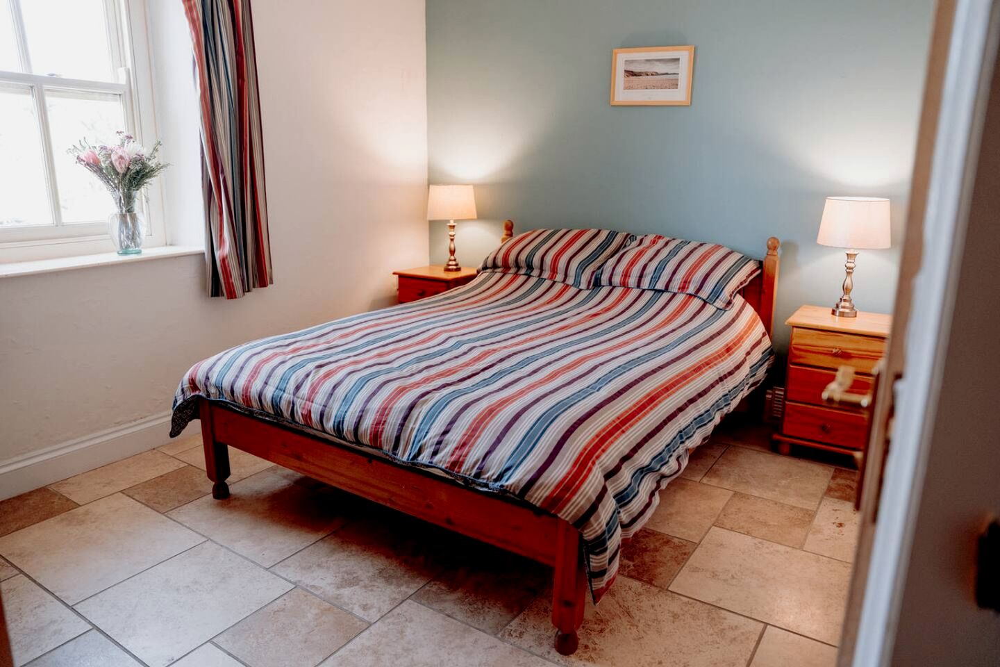 Rustic Countryside Farmhouse with Hot Tub & Games Room near Llawhaden, Pembrokeshire