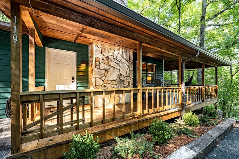 Cabins (United States of America, Topton, North Carolina)