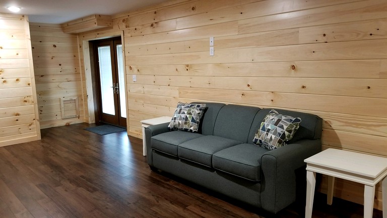 Log Cabins (Hector, New York, United States)