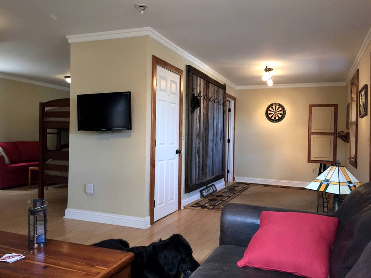 Spacious Log Cabin Rental near South Pond Lake, Maine