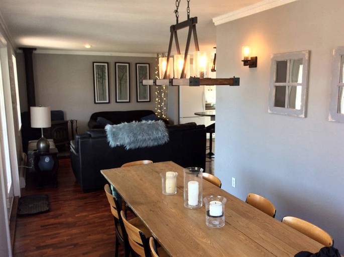 Log Cabins (Greenwood, Maine, United States)