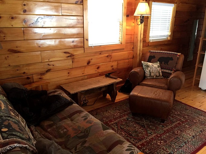 Log Cabins (Greenwood, Maine, United States)