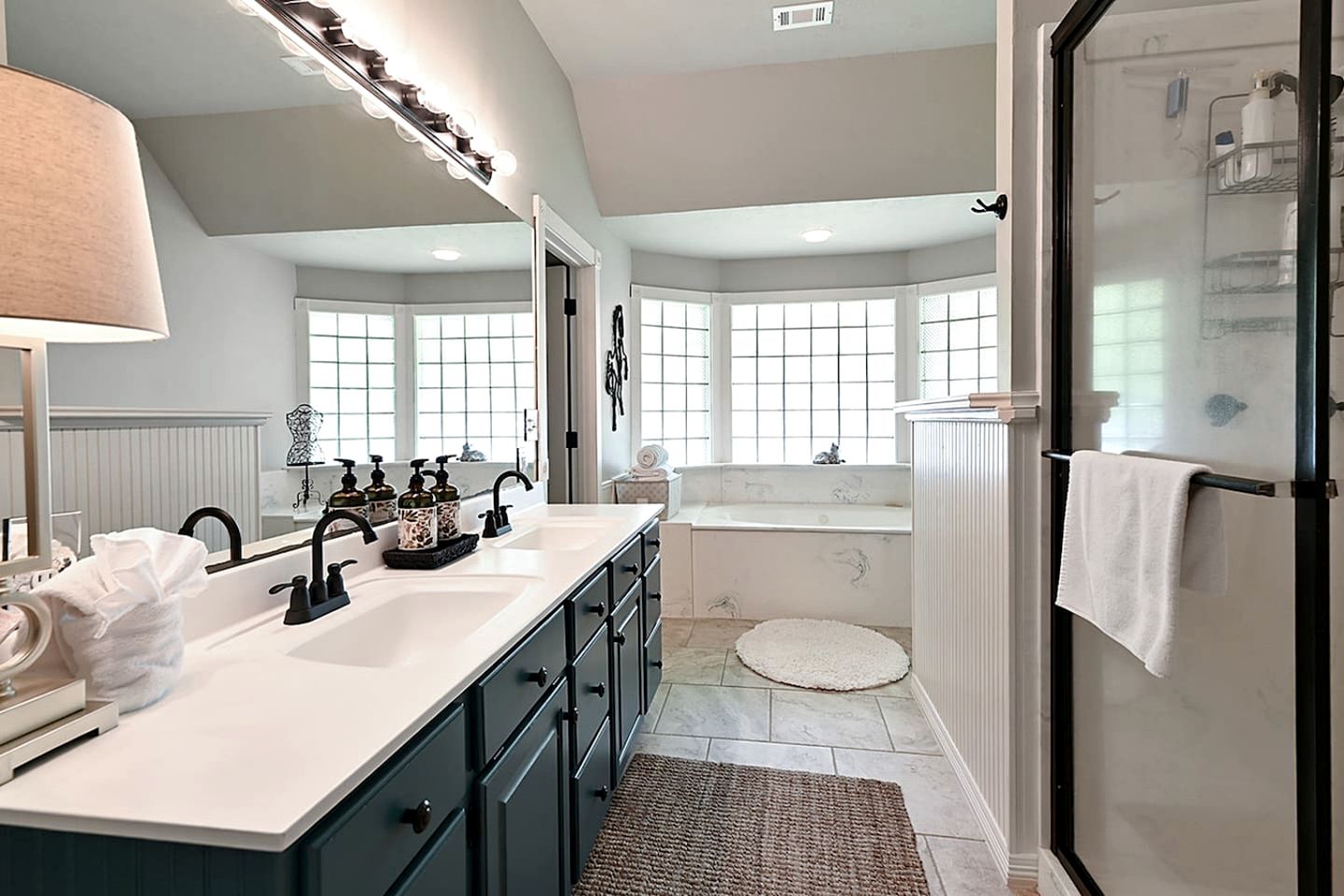 Spacious Luminous Cottage with Game Space and BBQ in Texas