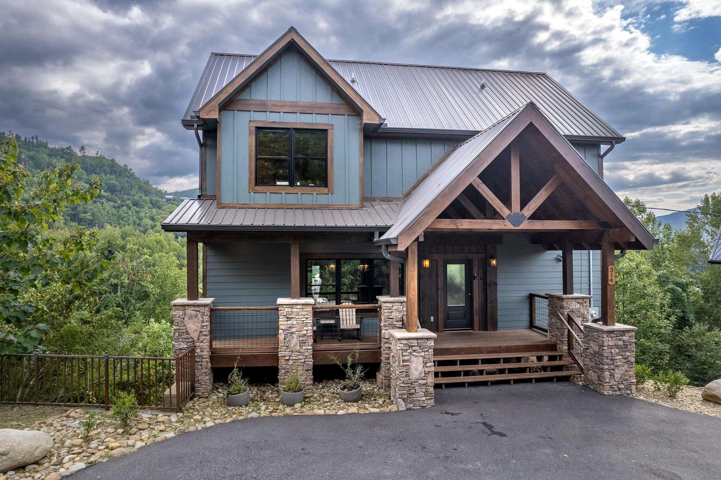 Cabins (United States of America, Gatlinburg, Tennessee)