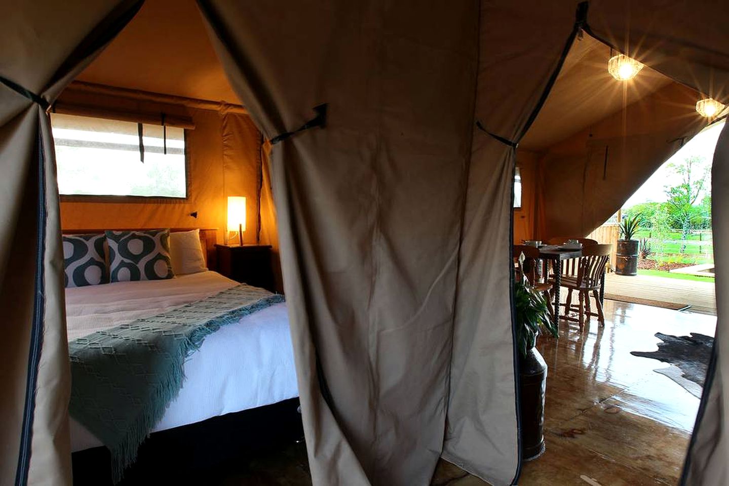 Luxury Camping in Raglan, North Island