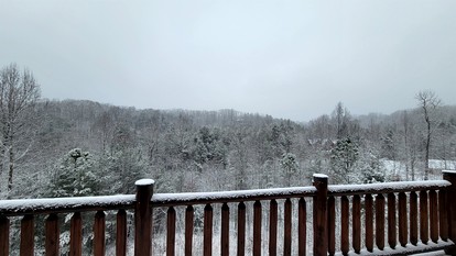 Spacious Luxury Log Cabin with Mountain Views, Hot Tub & Game Room near Gatlinburg & Pigeon Forge, Tennessee - Photo 2