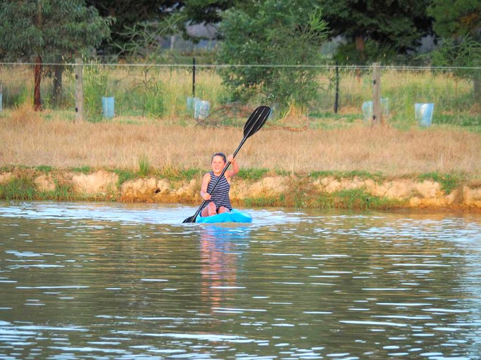 Cottages (Oxley, Victoria, Australia)