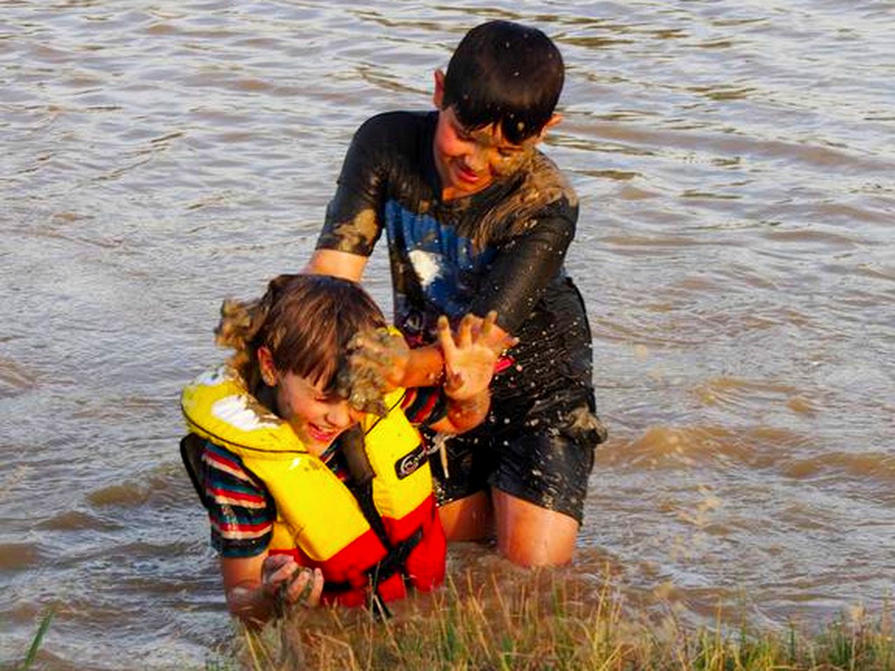 Spacious Oxley Accommodation for a Fun-Filled Farm Stay, Victoria